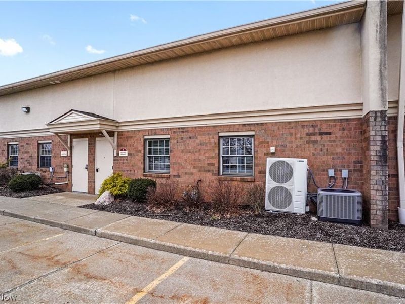1337 Commerce Drive , Stow, OH 44224 Photo 1