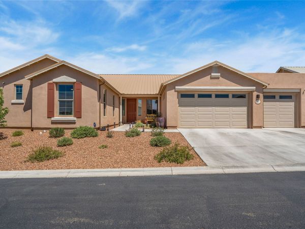 55 Via Orilla Dorado, Santa Fe, NM 87508