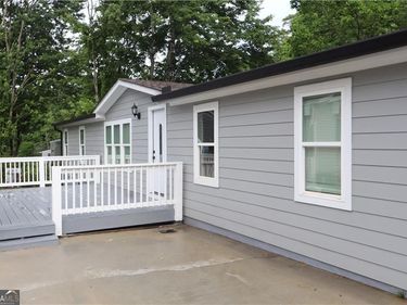 5973 Lights Ferry Road, Flowery Branch, GA 30542