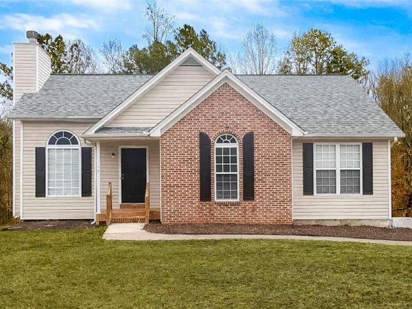 4932 Sunny Ridge Court, Flowery Branch, GA 30542