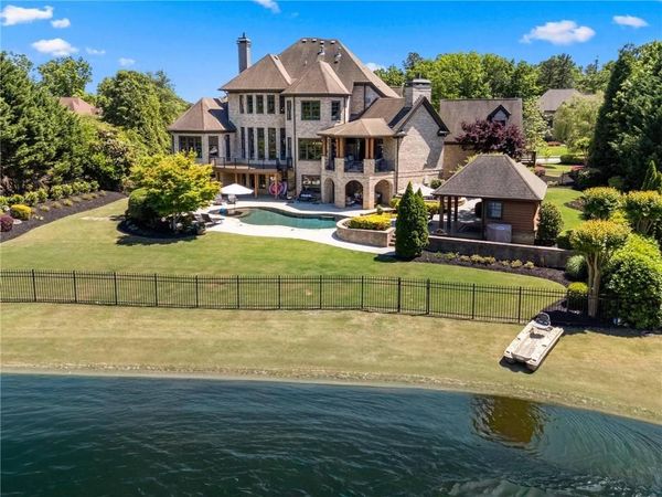 2725 Drayton Hall Drive, Buford, GA 30519