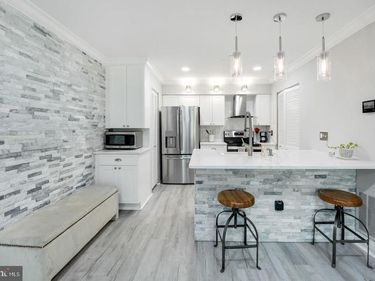 7592 A LAKESIDE VILLAGE DRIVE, Unit 7592A, FALLS CHURCH, VA 22042