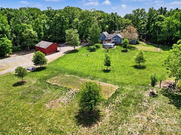 9116 Highland Creek Parkway , Charlotte, NC 28269