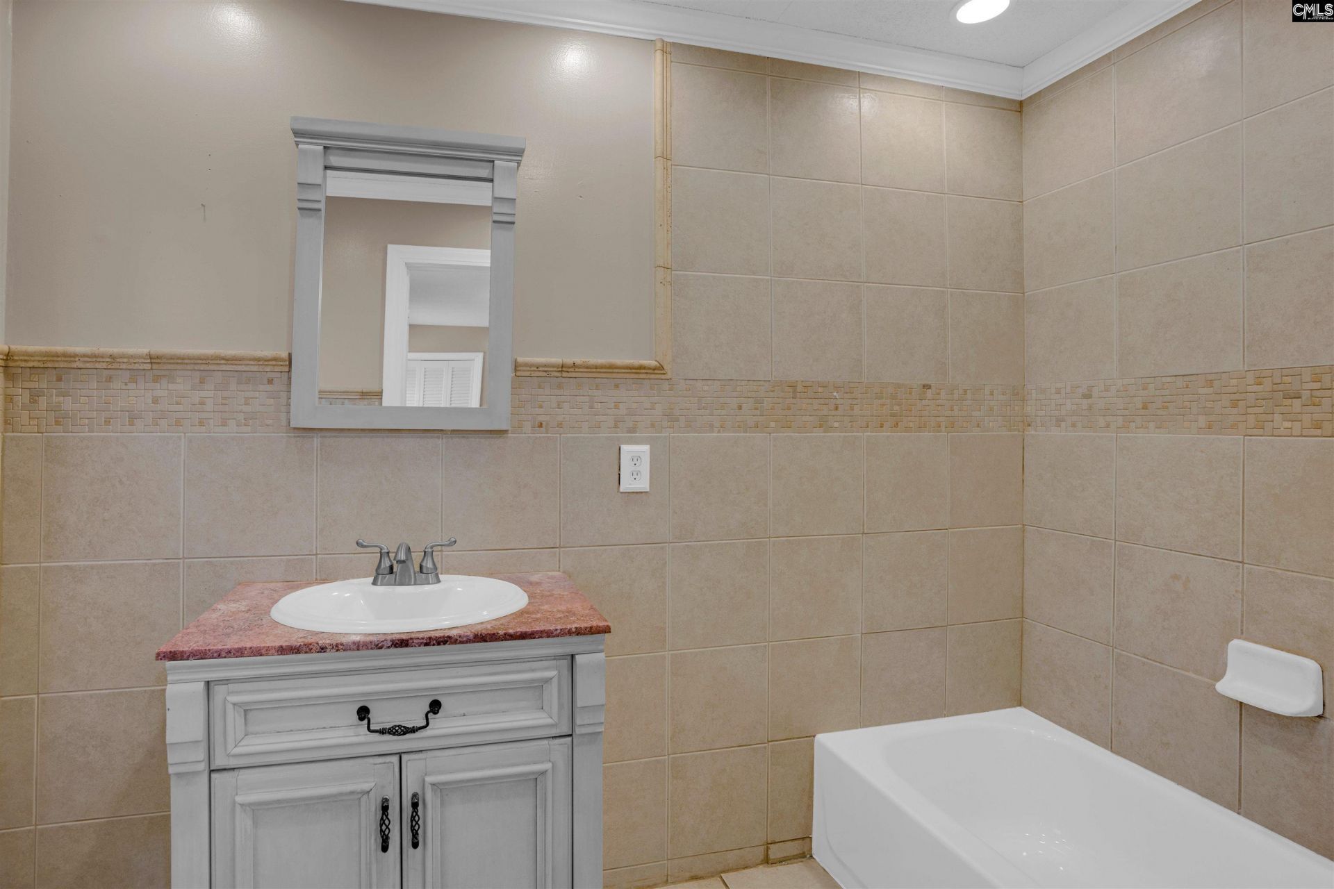 311 Spartan Drive Photo 25
