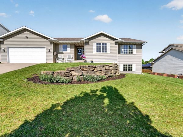 1216 Temple Drive, Mount Horeb, WI 53572