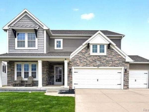 16543 Bedington Drive, Fenton Twp, MI 48451