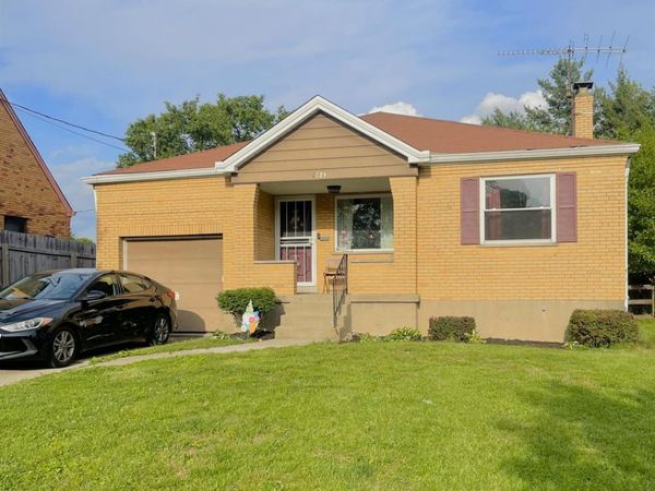 1724 Hillfred Lane, Cincinnati, OH 45238