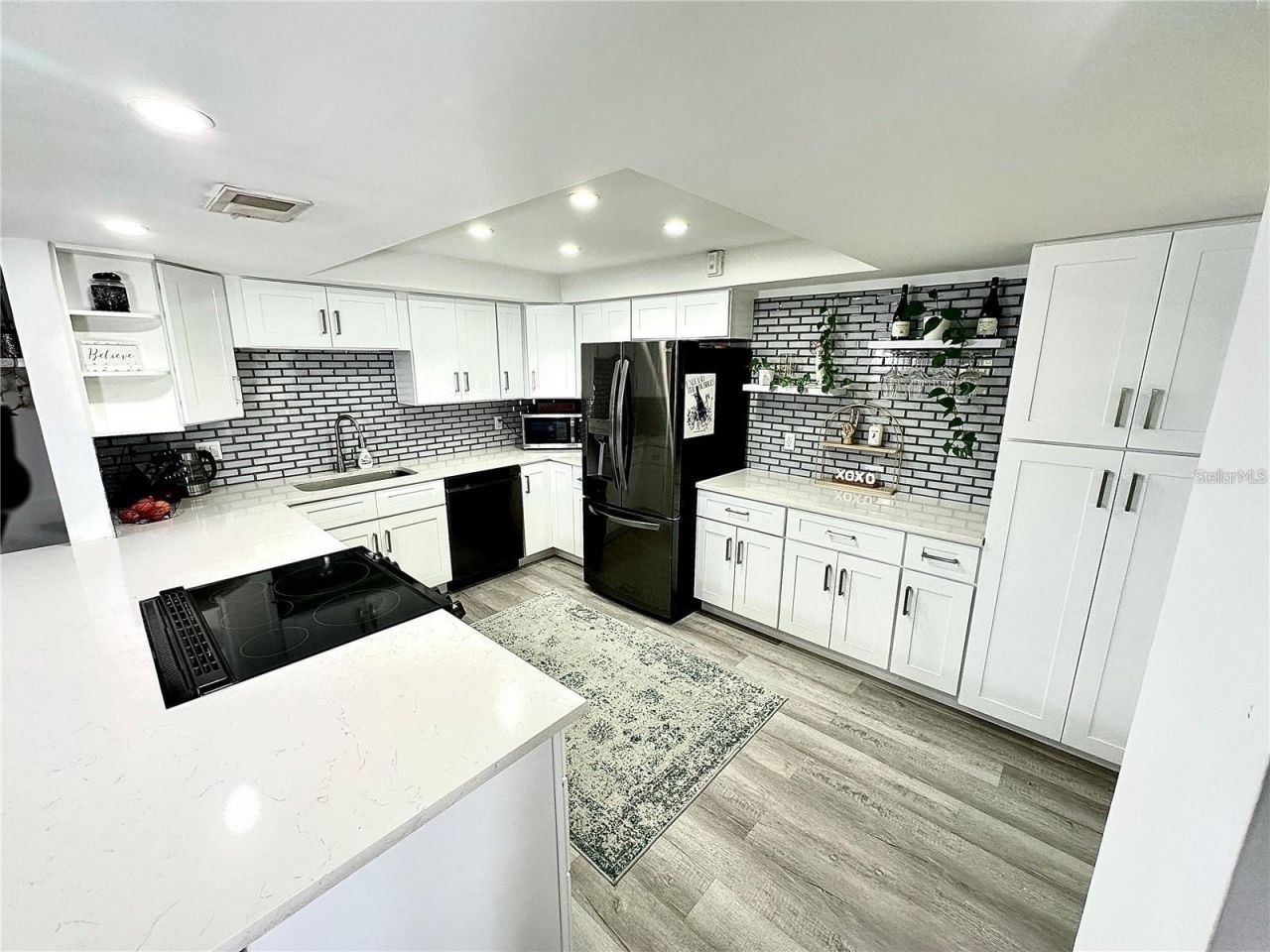 4908 38th Way S, Unit 401, Saint Petersburg, FL 33711 Photo