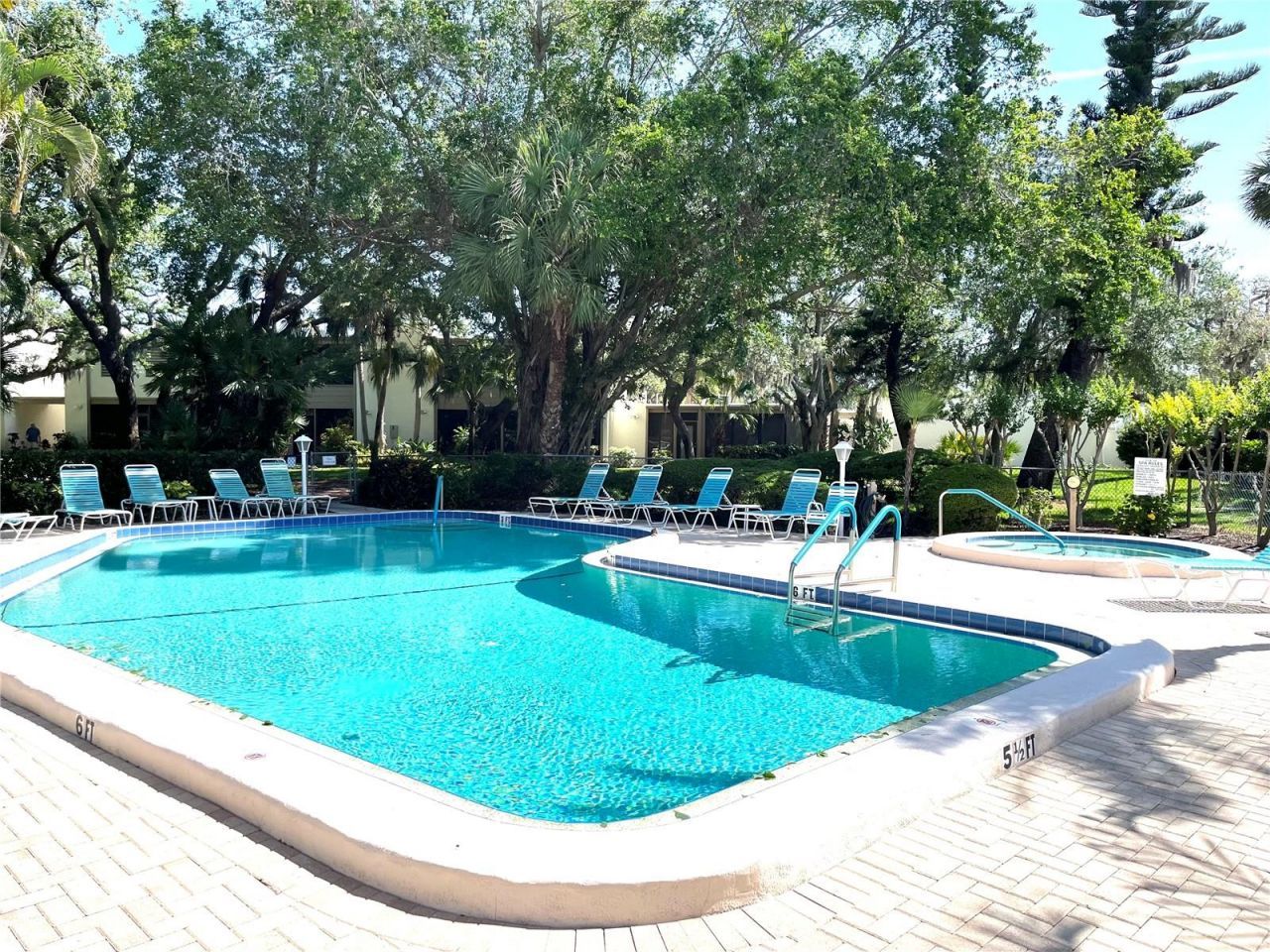 335 Springdale Drive , Bradenton, FL 34210 Photo