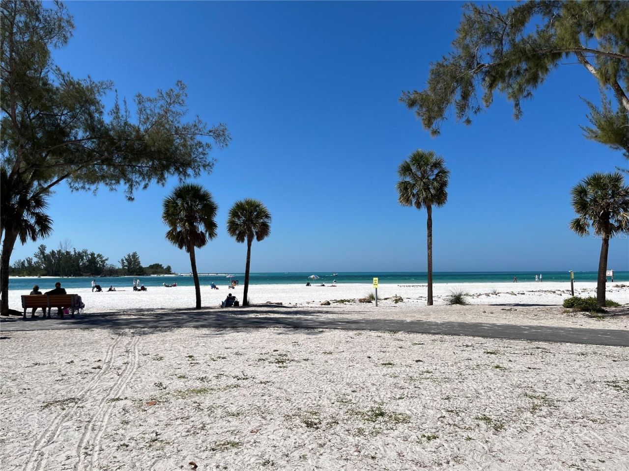 335 Springdale Drive , Bradenton, FL 34210 Photo