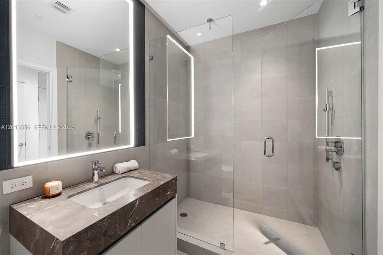 500 Alton Rd , Unit 502, Miami Beach, FL 33139 Photo