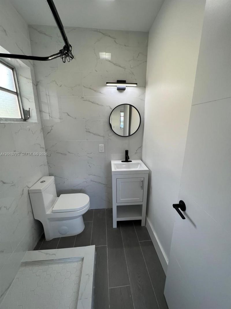 2640 NE 215th St, Unit 2640, Miami, FL 33180 Photo