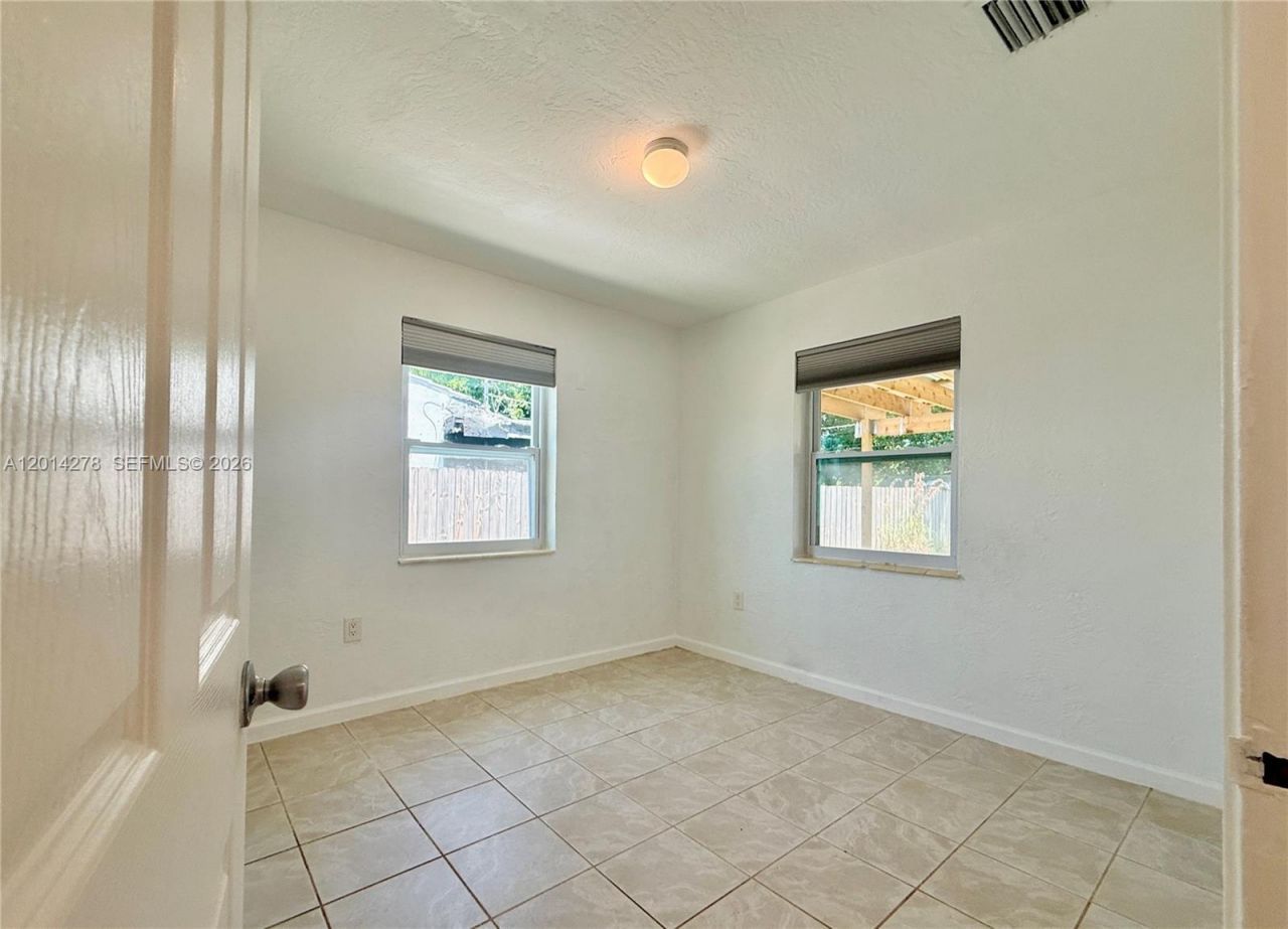 2318 Dewey St, Hollywood, FL 33020 Photo