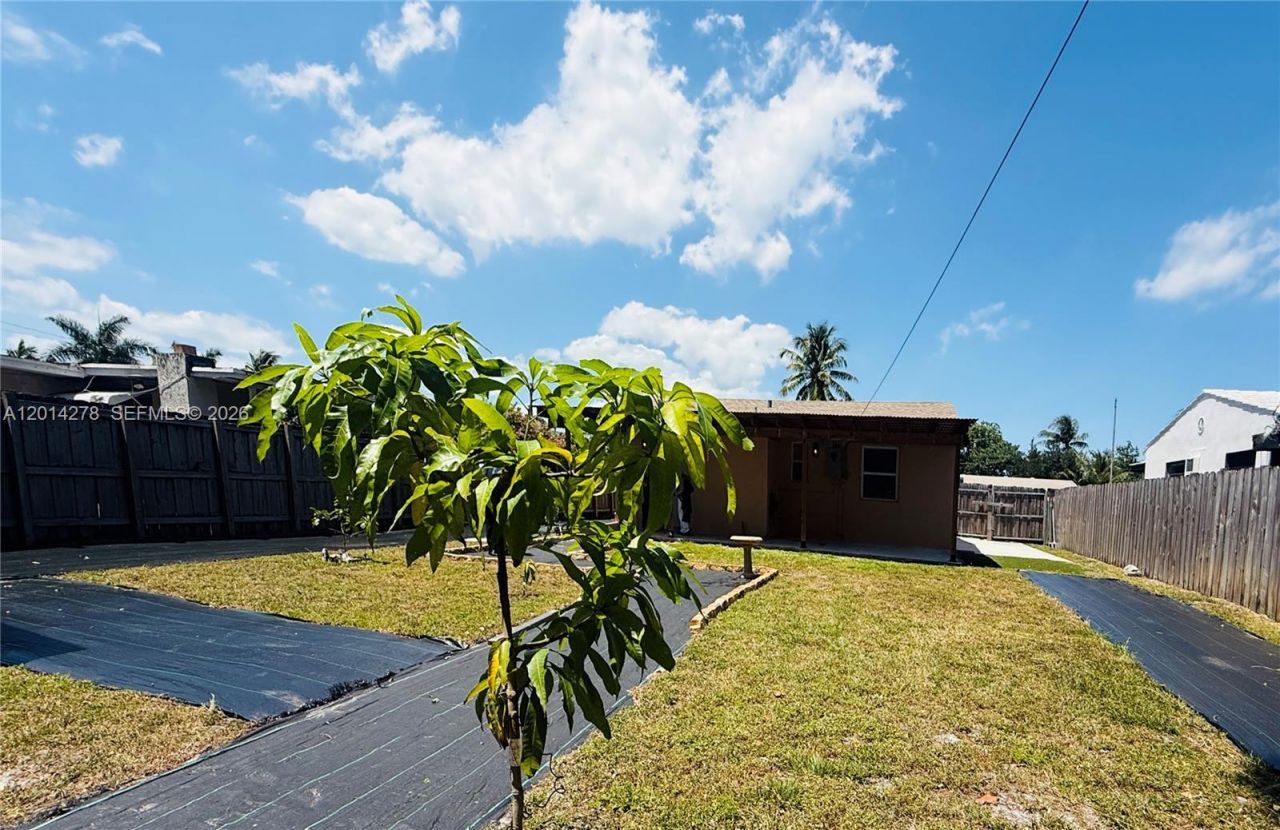 2318 Dewey St, Hollywood, FL 33020 Photo