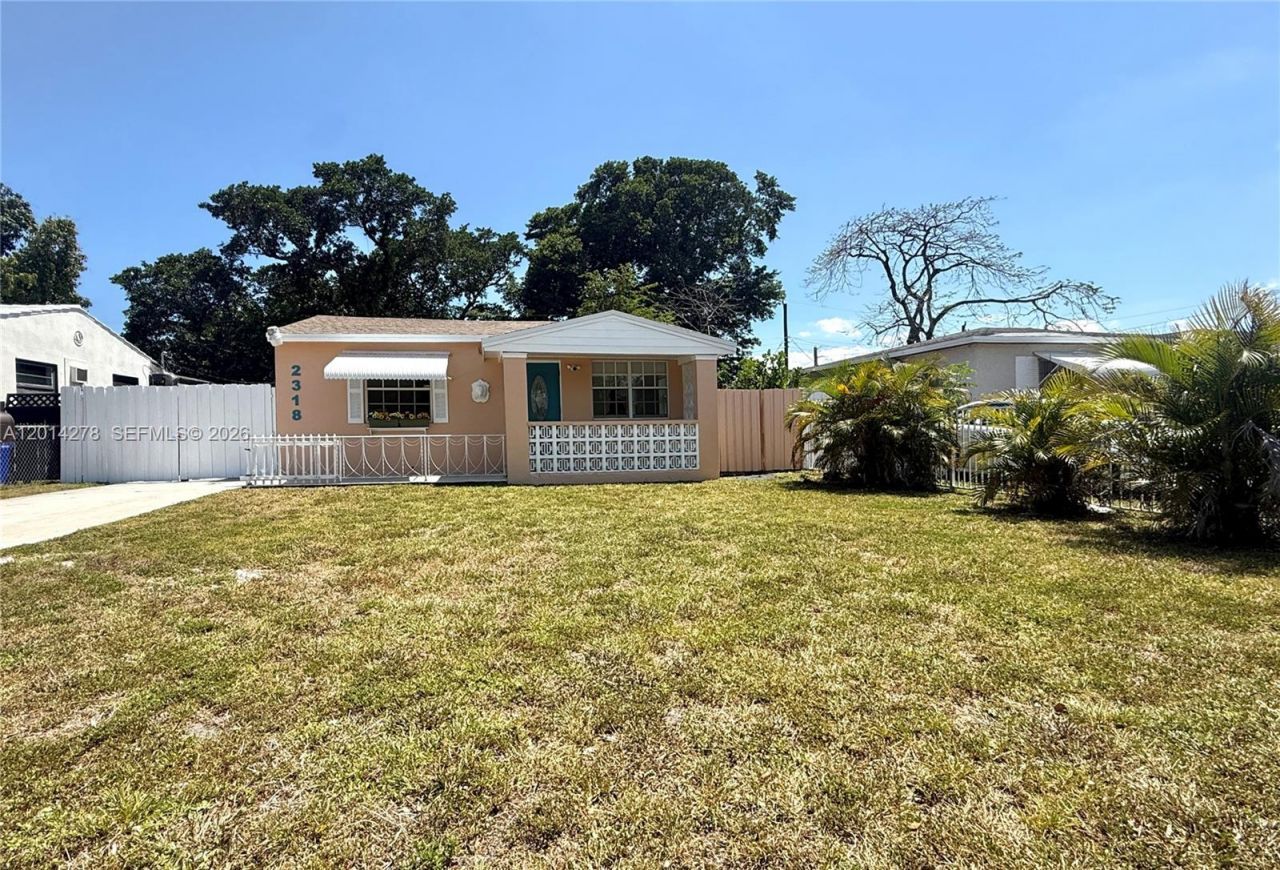 2318 Dewey St, Hollywood, FL 33020 Photo