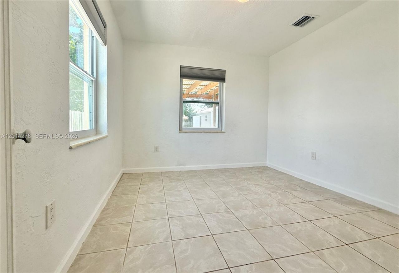 2318 Dewey St, Hollywood, FL 33020 Photo