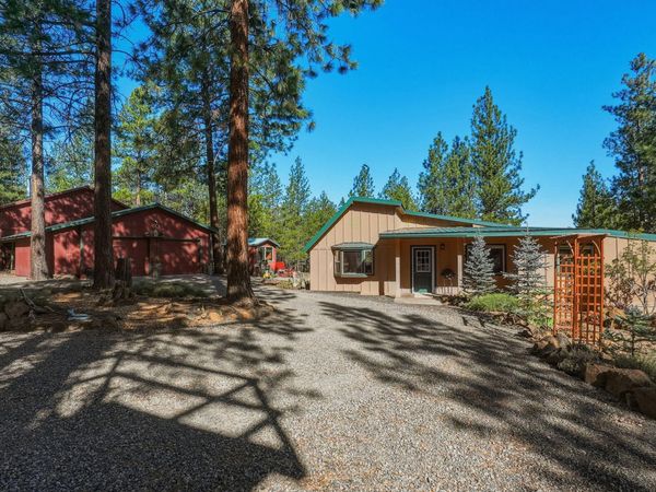 15020 Remuda Road, Sisters, OR 97759