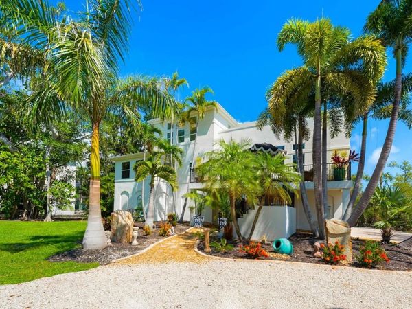 500 Kinzie Island Ct, Sanibel, FL 33957