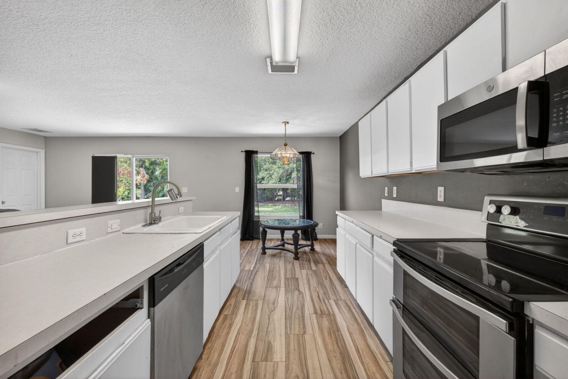 2392 SE Berkshire Boulevard Se, Port Saint Lucie, FL 34952 Photo