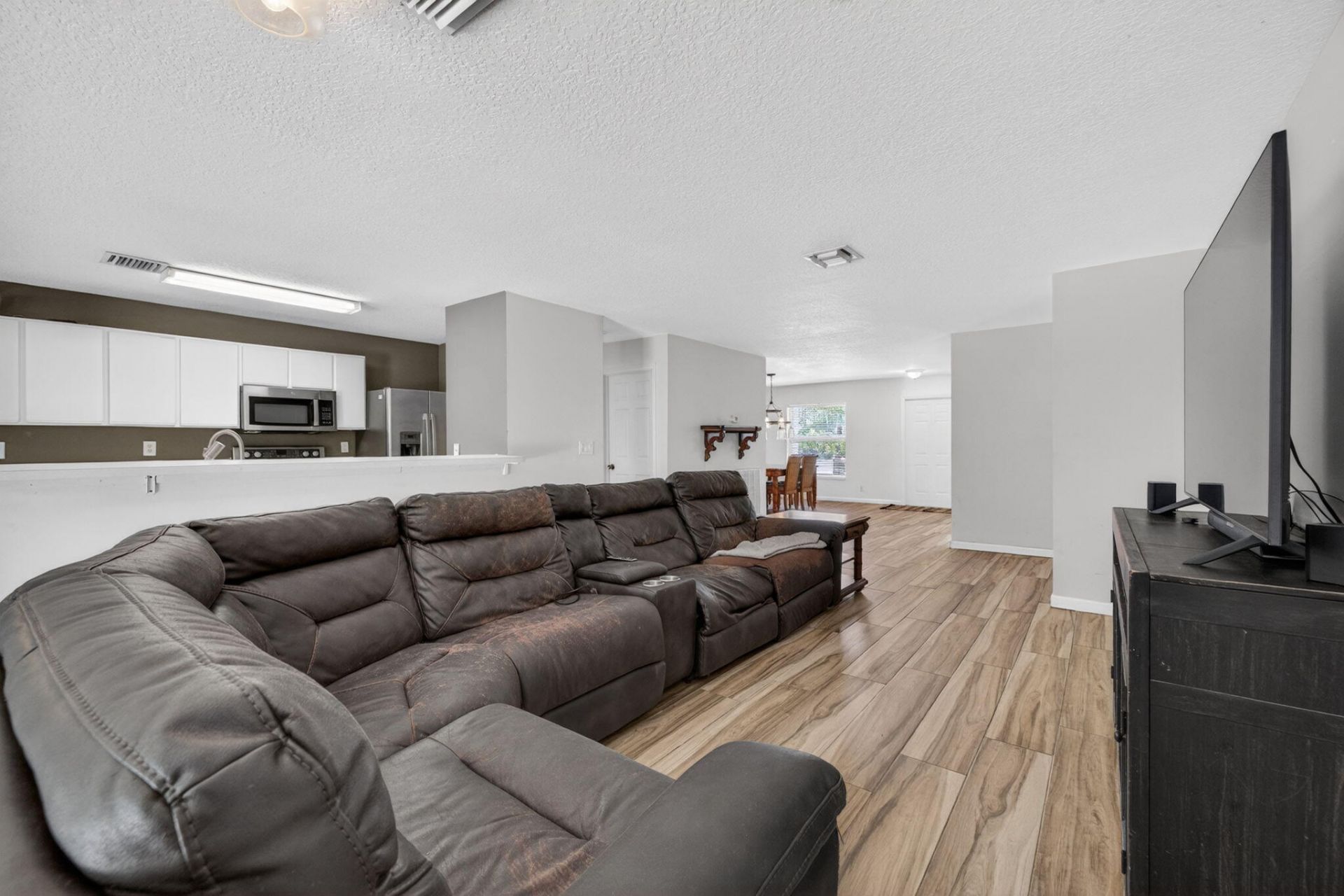 2392 SE Berkshire Boulevard Se, Port Saint Lucie, FL 34952 Photo