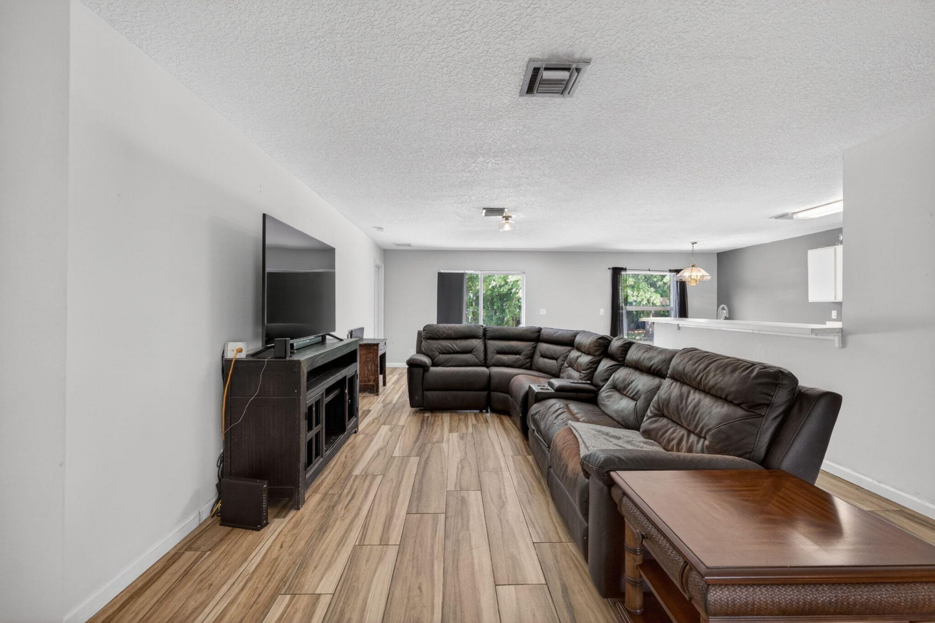 2392 SE Berkshire Boulevard Se, Port Saint Lucie, FL 34952 Photo