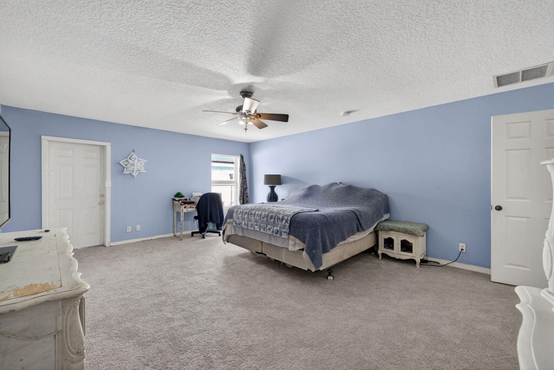 2392 SE Berkshire Boulevard Se, Port Saint Lucie, FL 34952 Photo