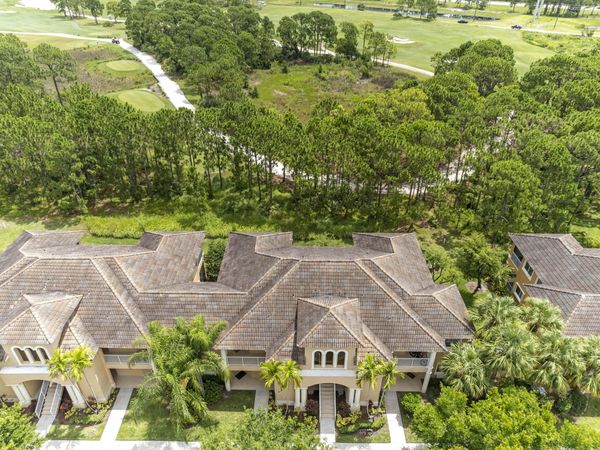 8228 Mulligan Circle, Port St. Lucie, FL 34986