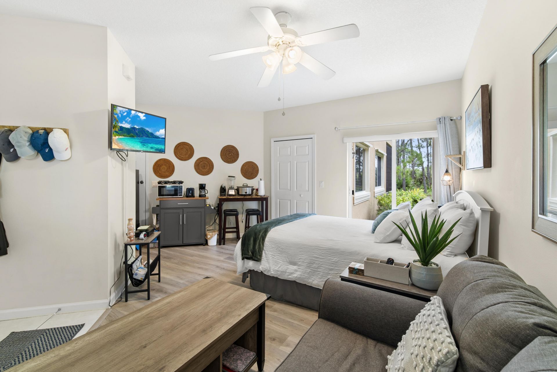8228 Mulligan Circle, Port Saint Lucie, FL 34986 Photo