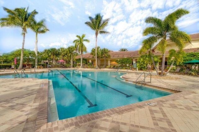 8228 Mulligan Circle, Port Saint Lucie, FL 34986 Photo