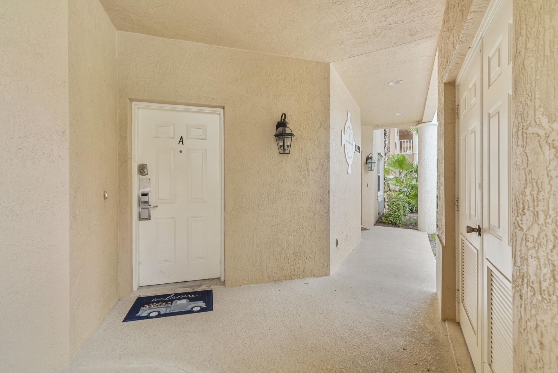 8228 Mulligan Circle, Port Saint Lucie, FL 34986 Photo