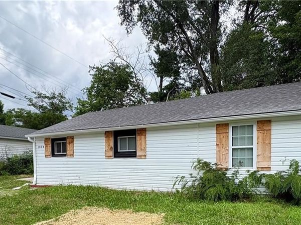 1004 E Walnut Street, Independence, MO 64050