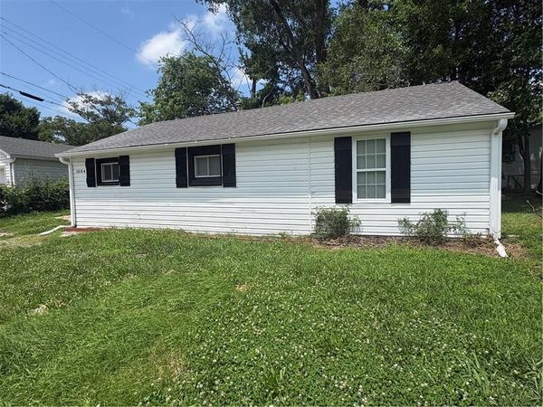 1004 E Walnut Street, Independence, MO 64050