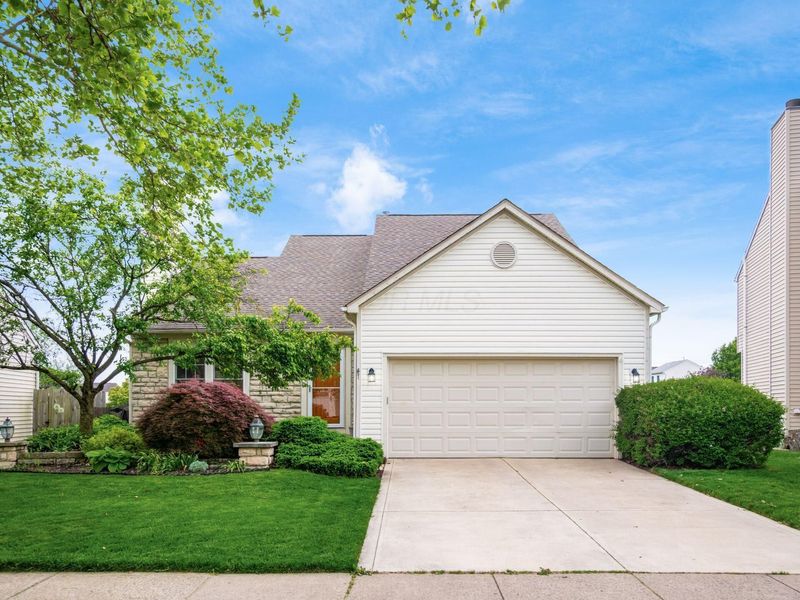 311 Galloway Ridge Drive, Galloway, OH 43119 Photo 1