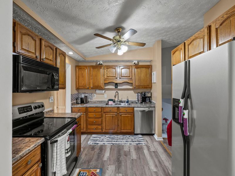 2645 Blue Rock Boulevard, Grove City, OH 43123 Photo 12