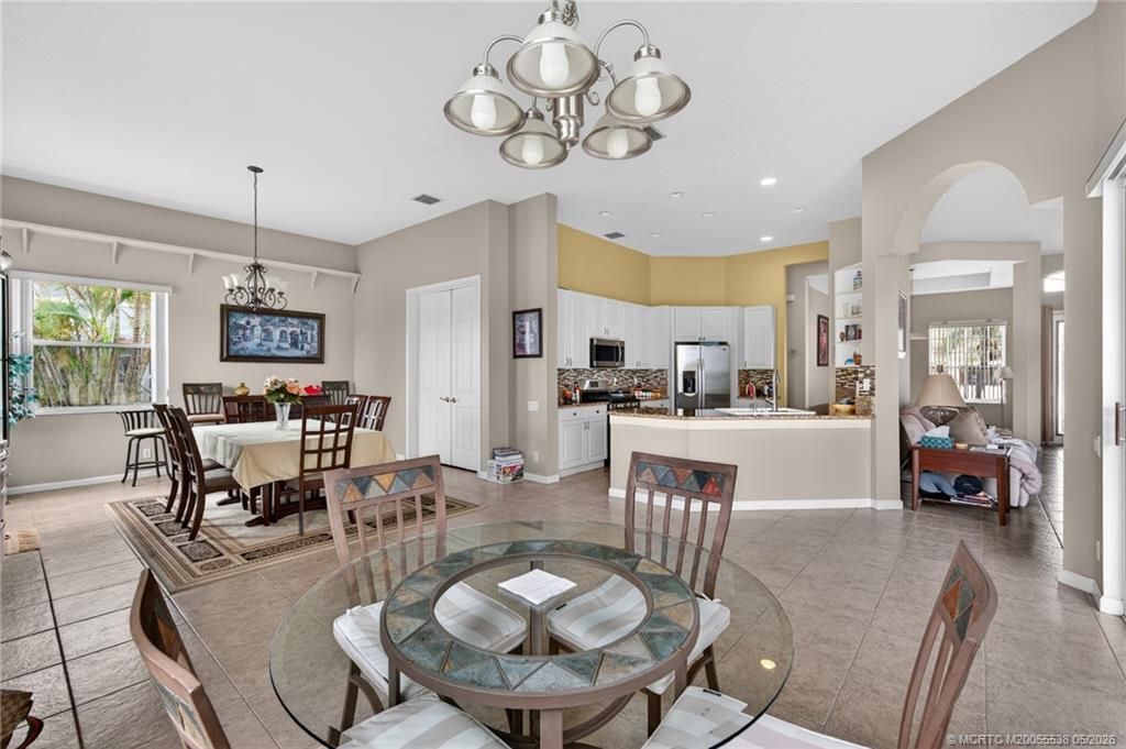 420 NW Aqua Vista Lane, Saint Lucie West, FL 34986 Photo