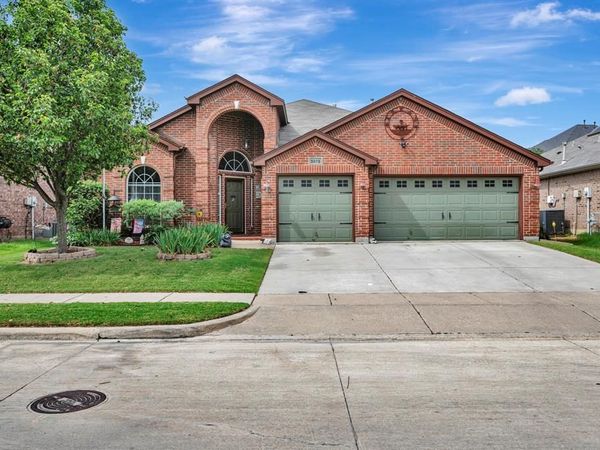 2872 Spotted Owl Drive , Fort Worth, TX 76244