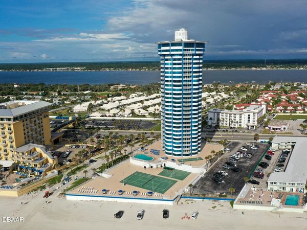 2625 S Atlantic Avenue, Unit 7NE, Daytona Beach Shores, FL 32118