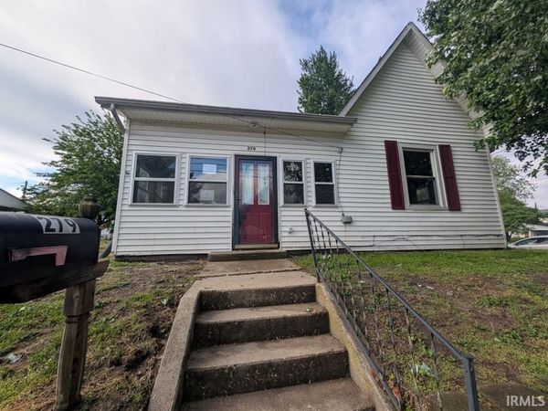 279 W Spring Street, Bloomfield, IN 47424
