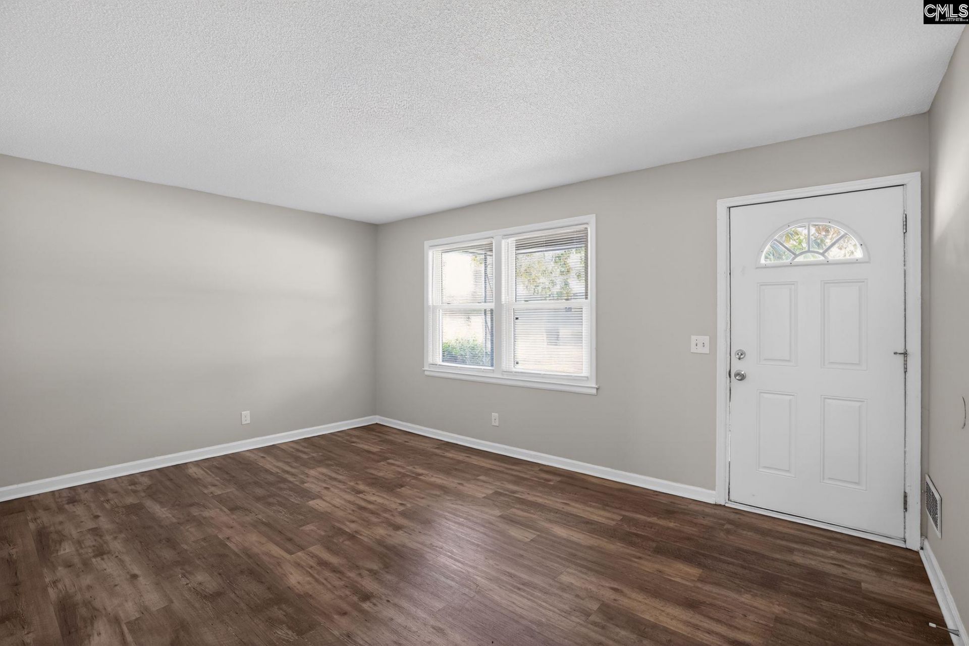 3504 Traveler Lane Photo 11