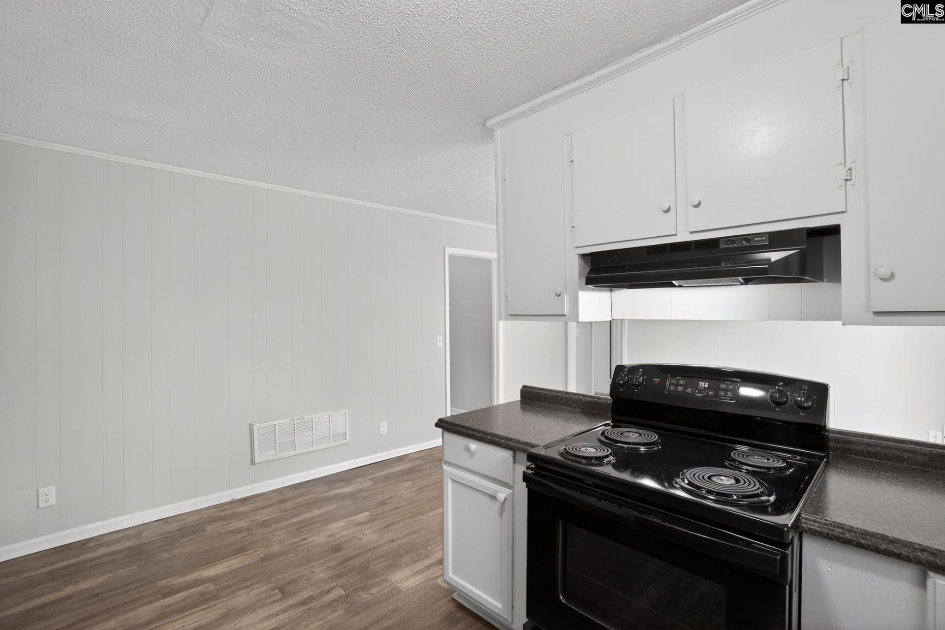 3504 Traveler Lane Photo 14