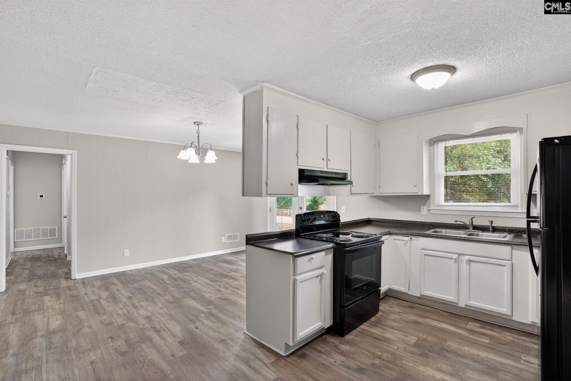 3504 Traveler Lane Photo 17