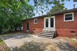 3504 Traveler Lane photo 4