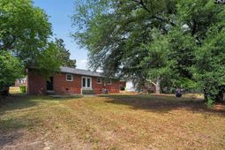 3504 Traveler Lane photo 4