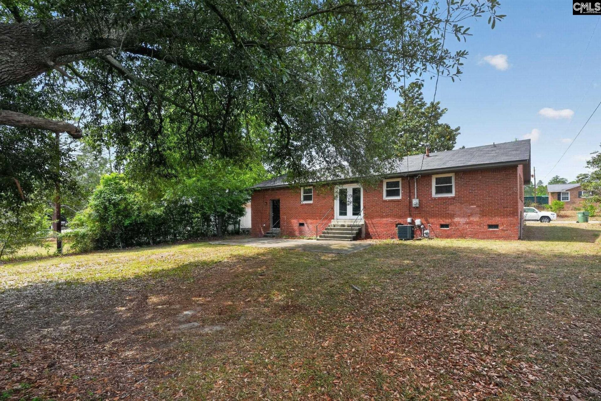3504 Traveler Lane Photo 7
