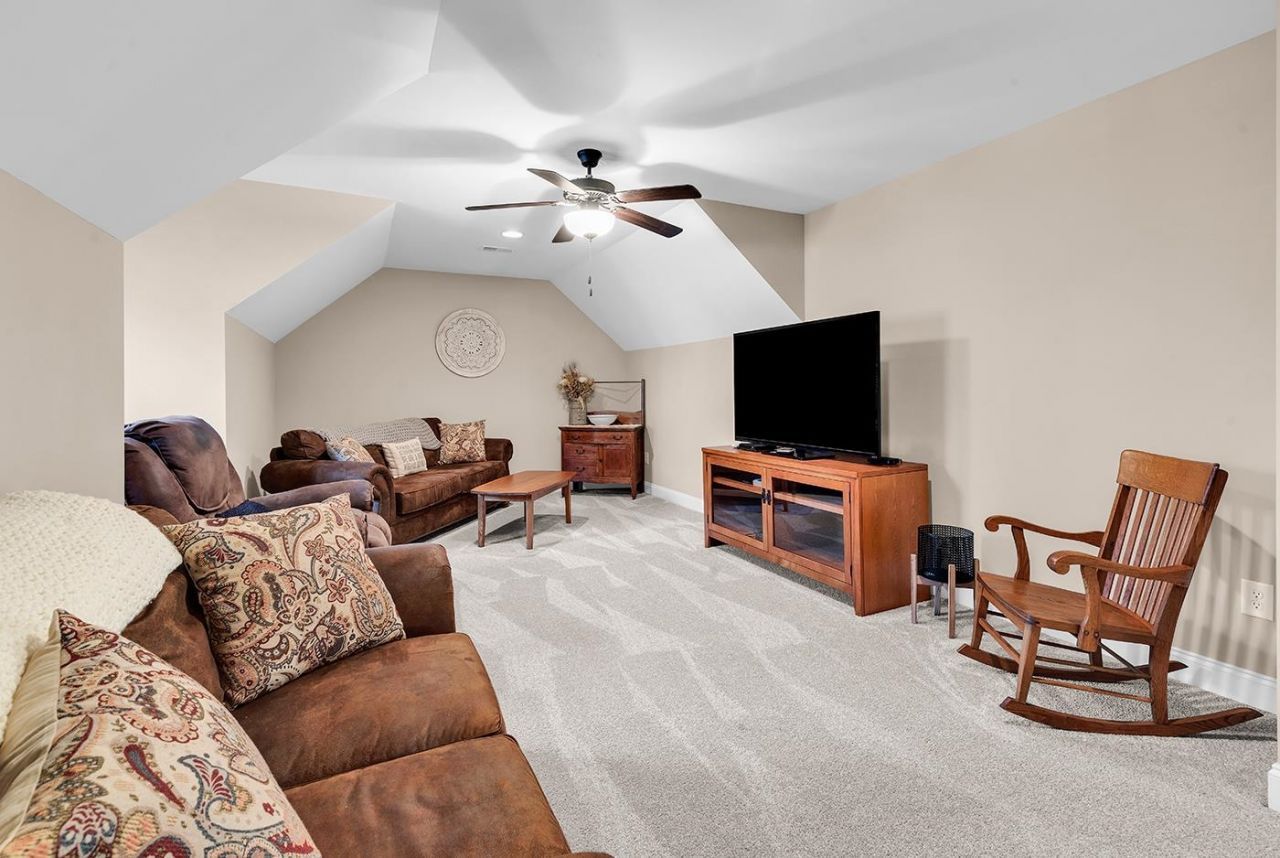 684 Chamberlin Rd.  Photo 43