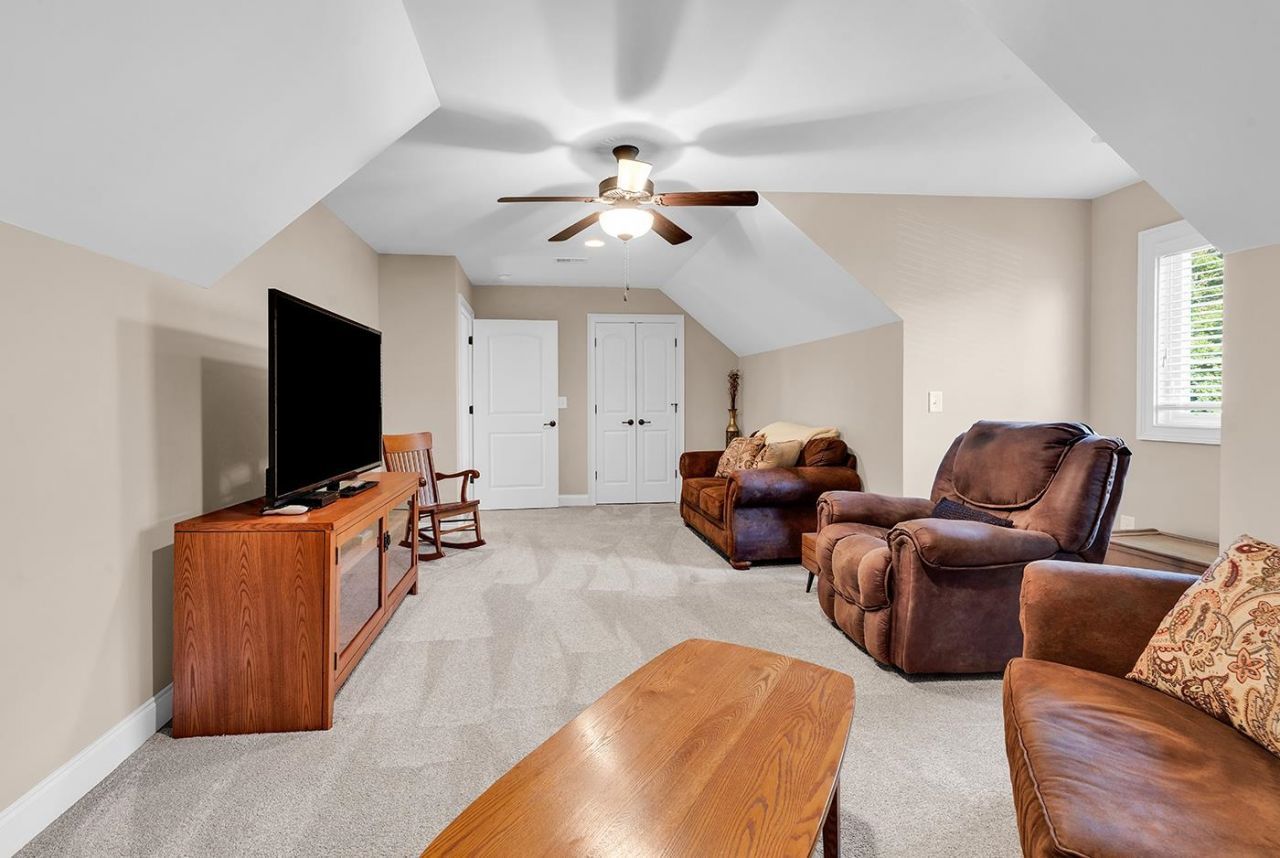 684 Chamberlin Rd.  Photo 44