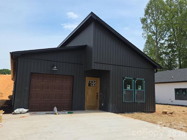 917 Overlook Drive SW, Unit 6, Lenoir, NC 28645