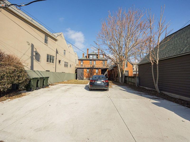 341 E Sycamore Street , Unit 341, Columbus, OH 43206 Photo 22