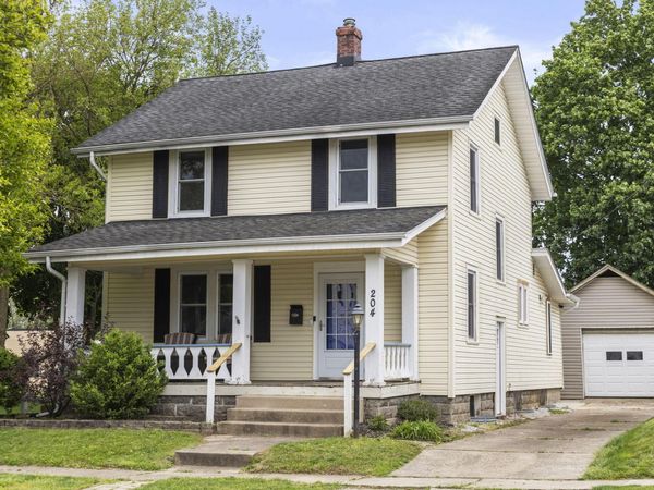 204 Neal Avenue, Newark, OH 43055