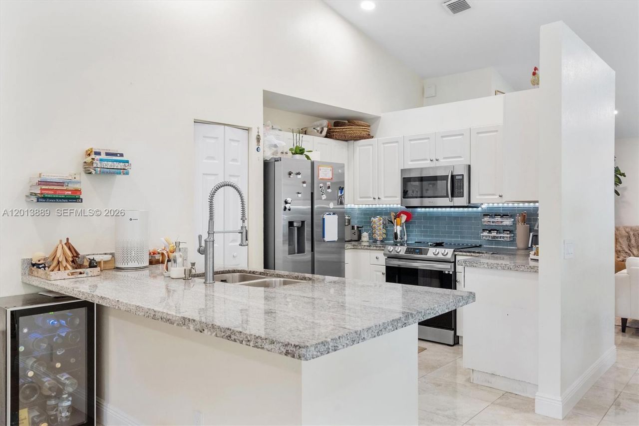 1516 Zenith Way, Weston, FL 33327 Photo